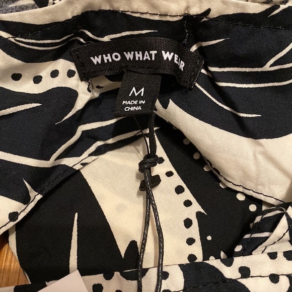 WHO What Wear  Floral Sun Dress Boho Sundress Backless pockets medium NWT - Picture 4 of 5